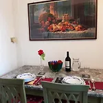 Agnello - Rosso Antico Apartment